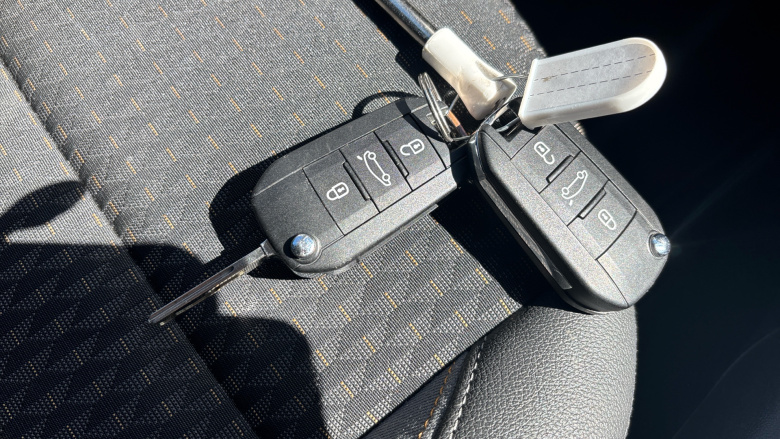 Vauxhall Crossland X 1.2T [110] Elite Nav 5dr [Start Stop] Auto Petrol Hatchback